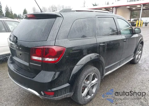 2017 Dodge Journey Crossroad Plus Awd z USA, uszkodzony, nr VIN 3C4PDDGG1HT539917